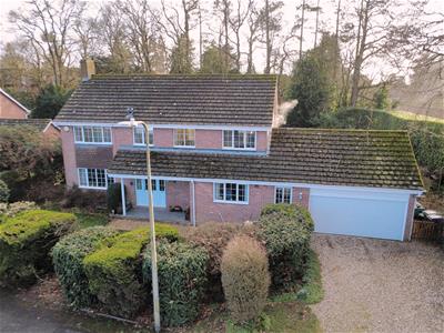Ladwell Close